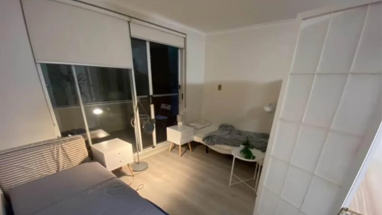 Furnished room in a flatshare