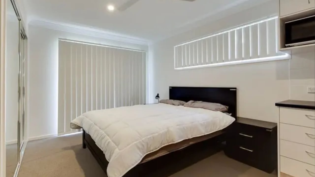 Furnished room studio flat for rent