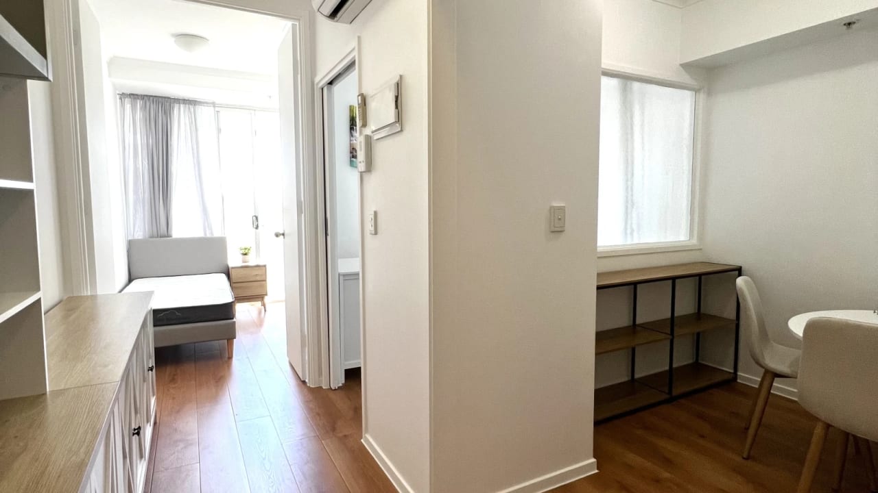 Furnished room in a flatshare