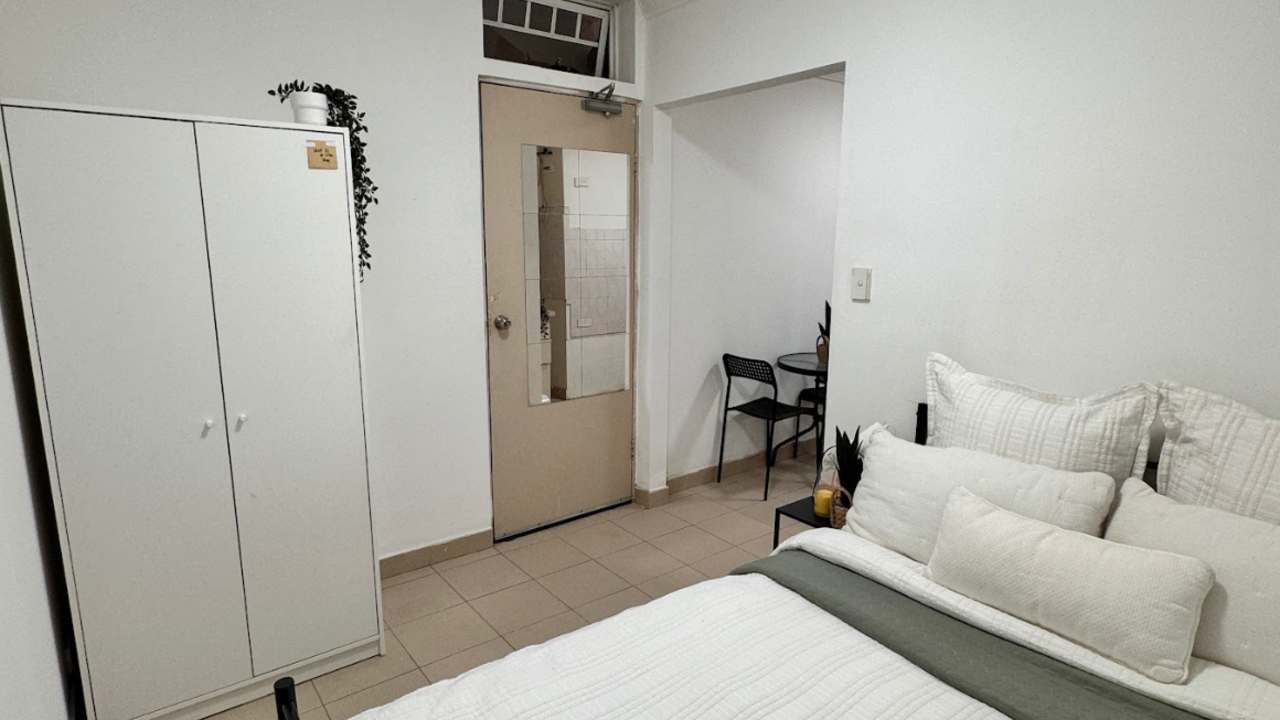 Furnished room studio flat for rent