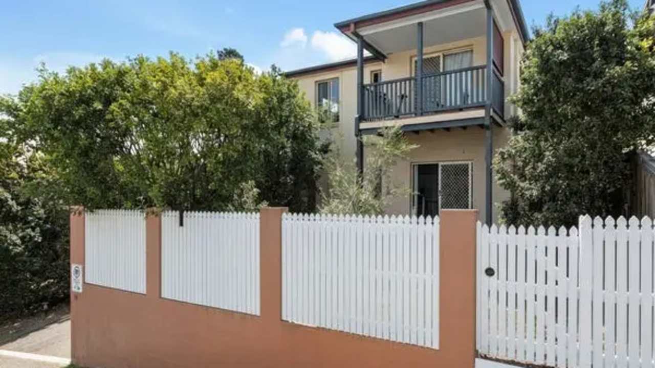 Room with ensuite in a share house
