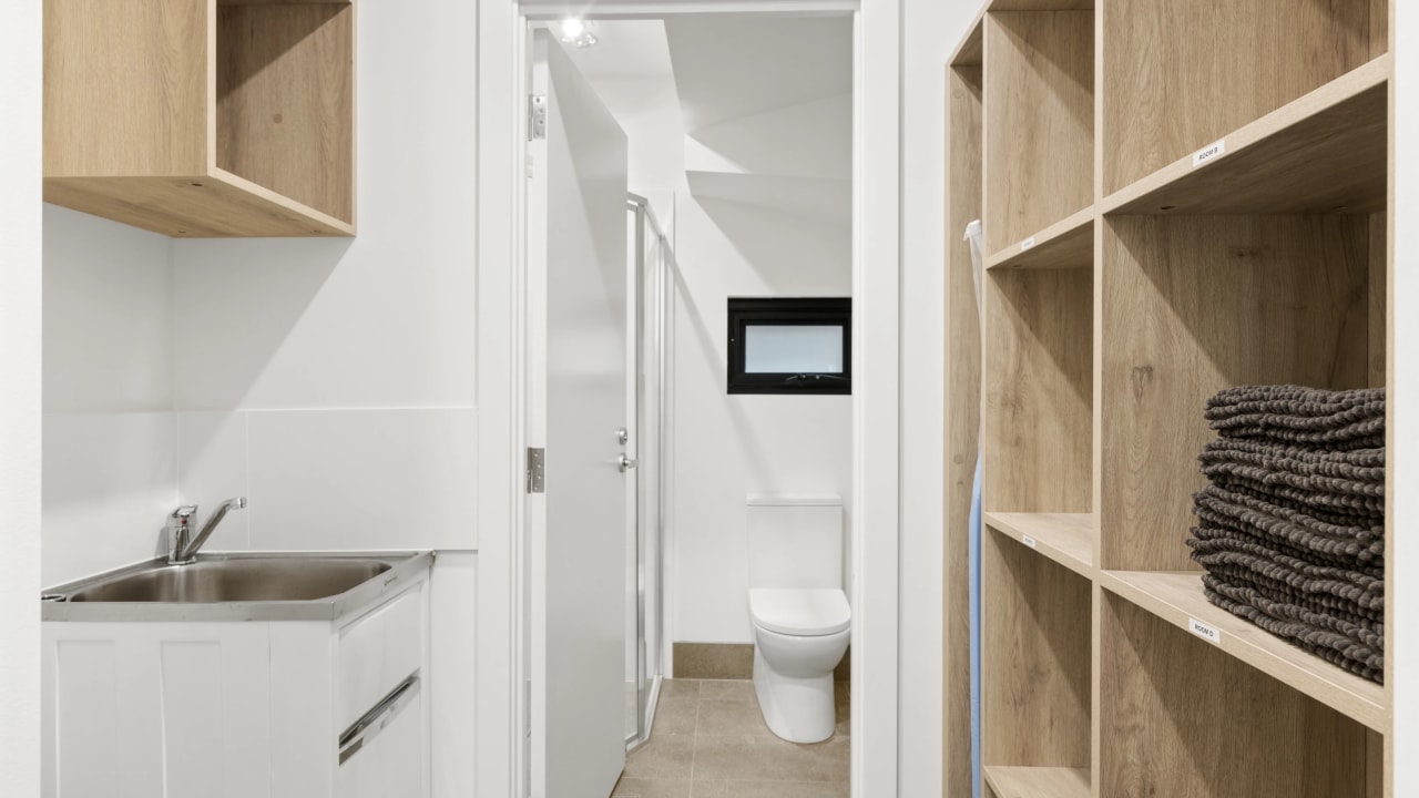 Furnished room in a share house