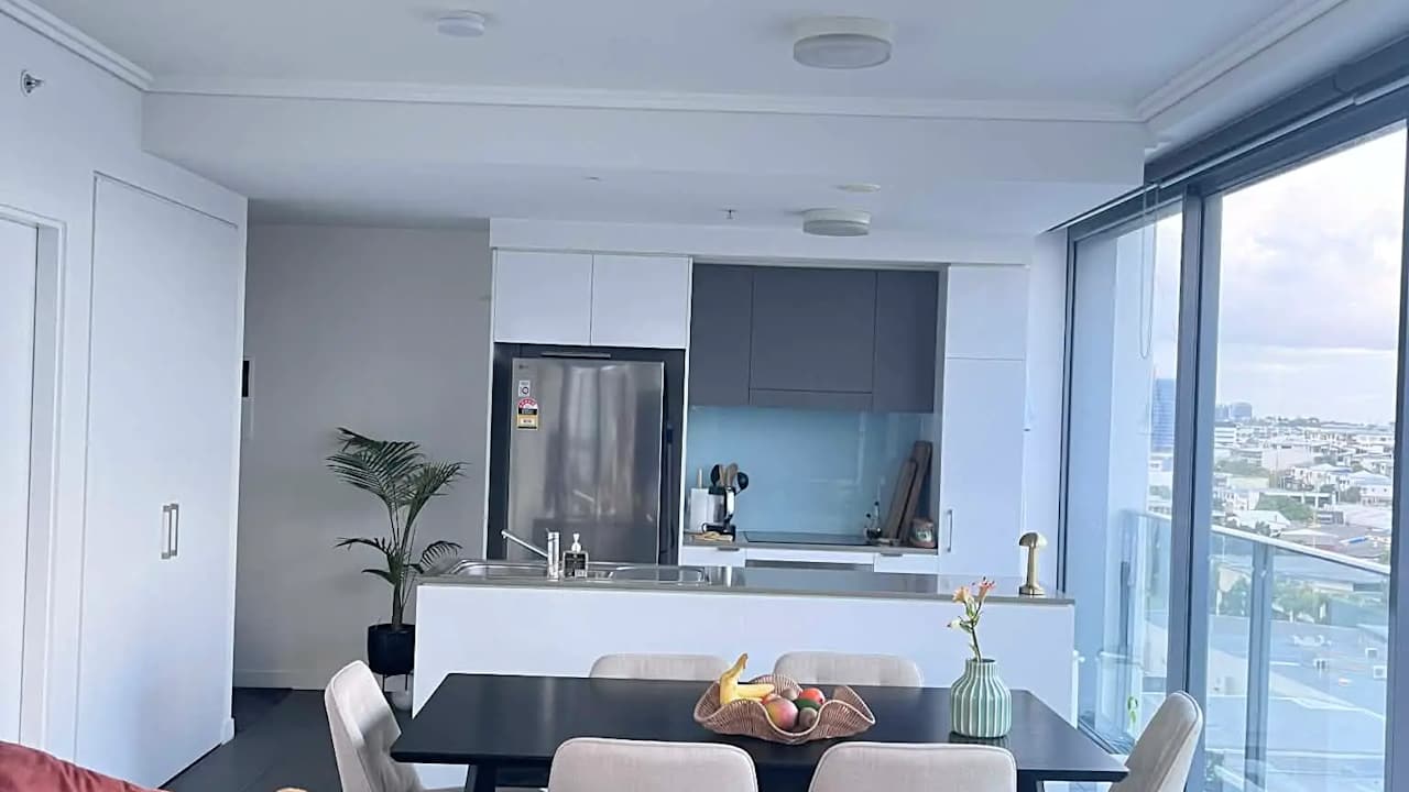 Unfurnished room with own bathroom