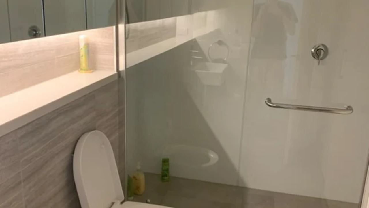 Furnished room with own bathroom