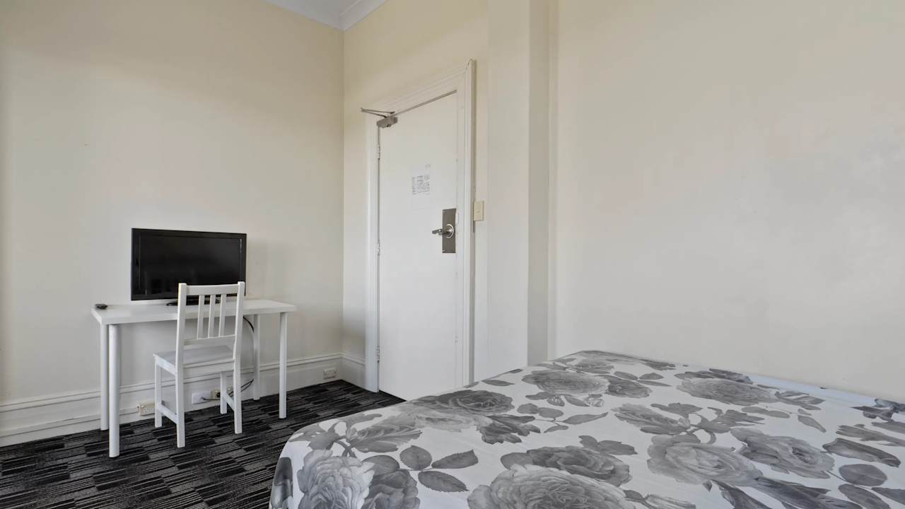 Furnished room with own bathroom