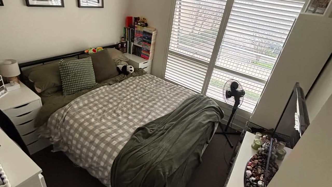 Unfurnished room in a share house