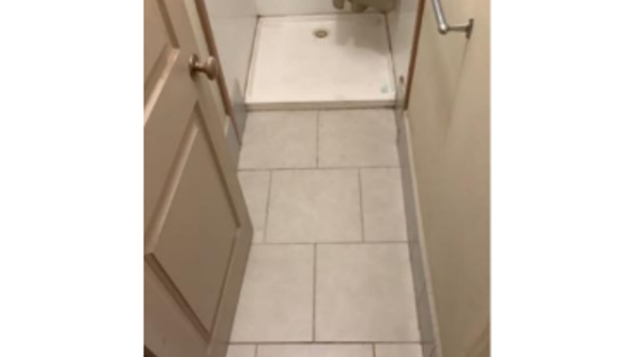 Room in a share house