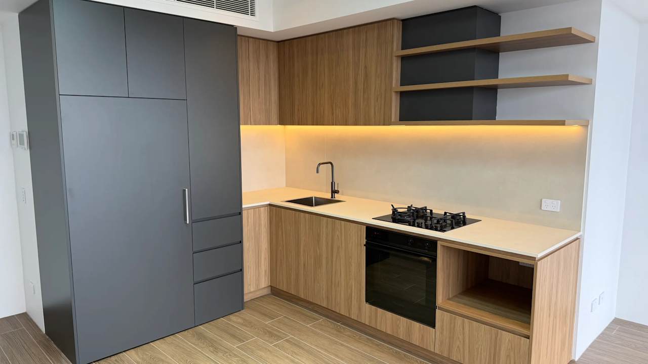 Whole property with 2 rooms for rent