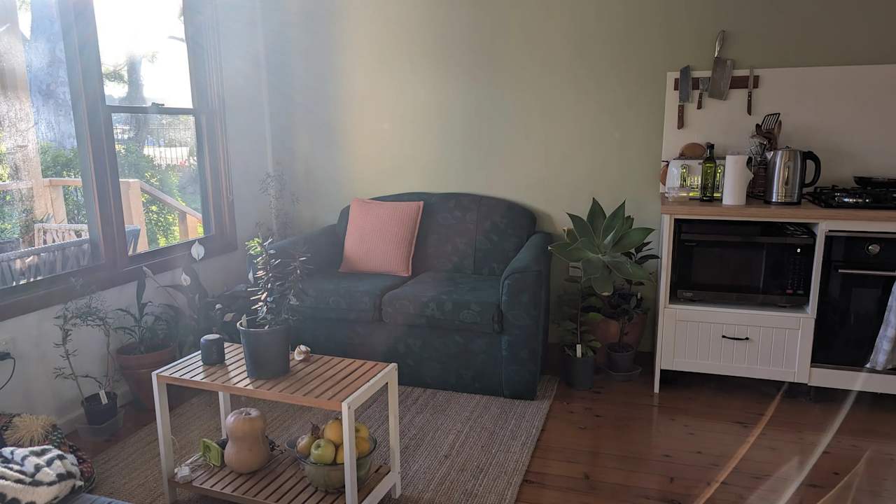 Room in a share house