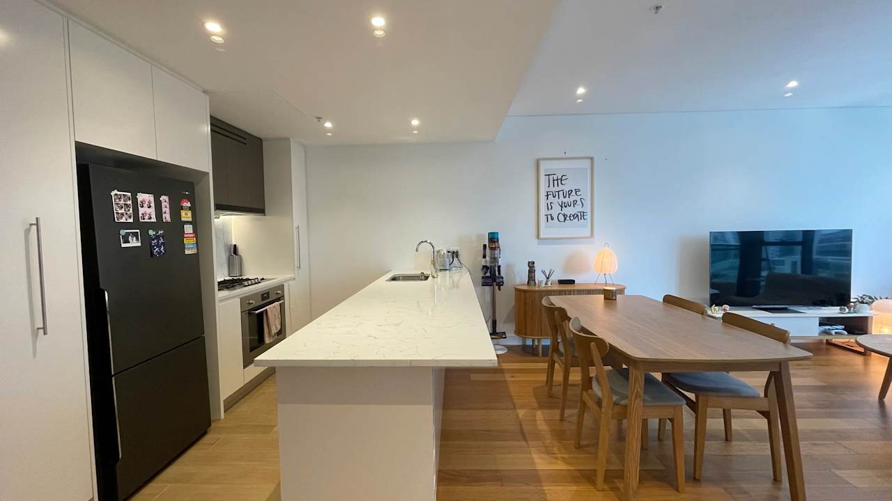 Furnished room with ensuite in a flatshare