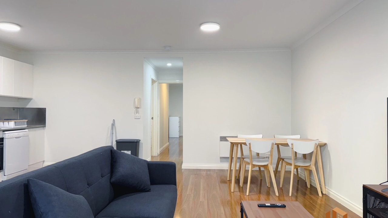 Furnished room in a flatshare
