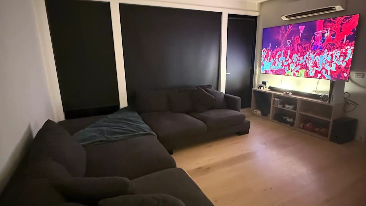 Furnished room with ensuite in a flatshare