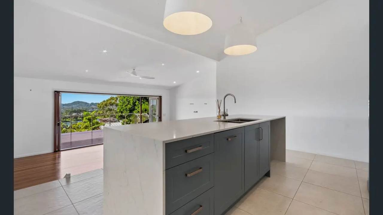 Unfurnished room with own bathroom