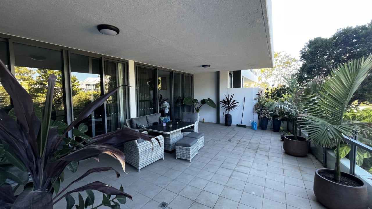 Furnished room in a flatshare