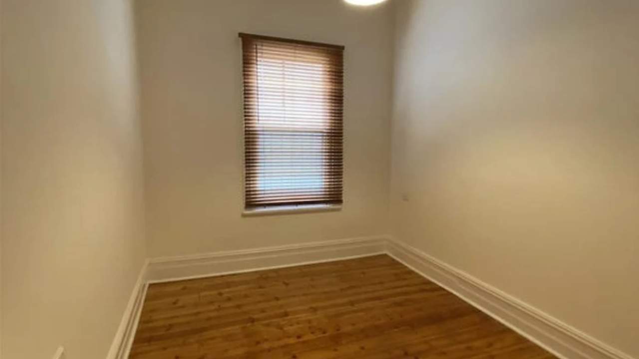 Unfurnished room in a share house