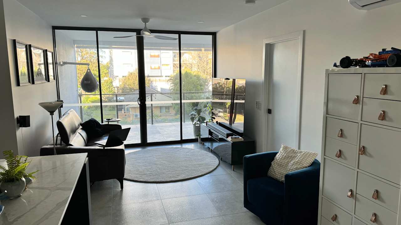 Furnished room with own bathroom