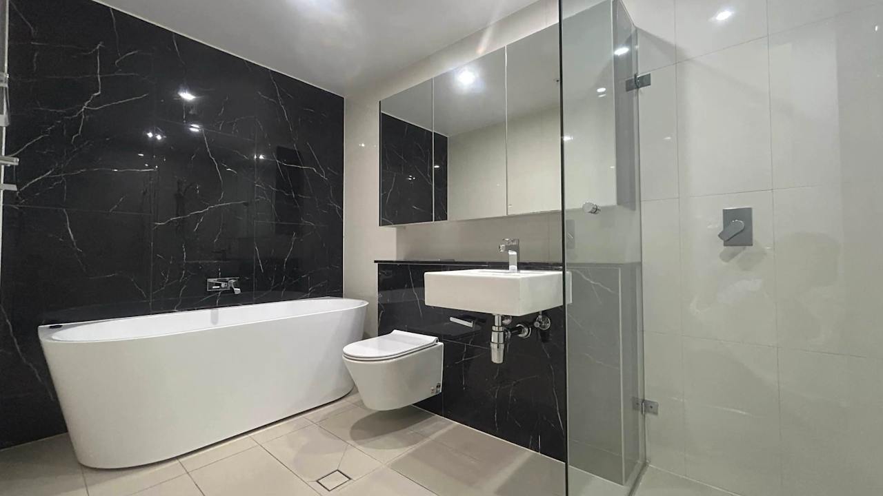 Furnished room with own bathroom