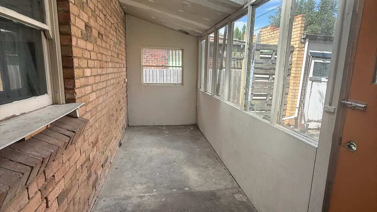 Whole property with 3 rooms for rent