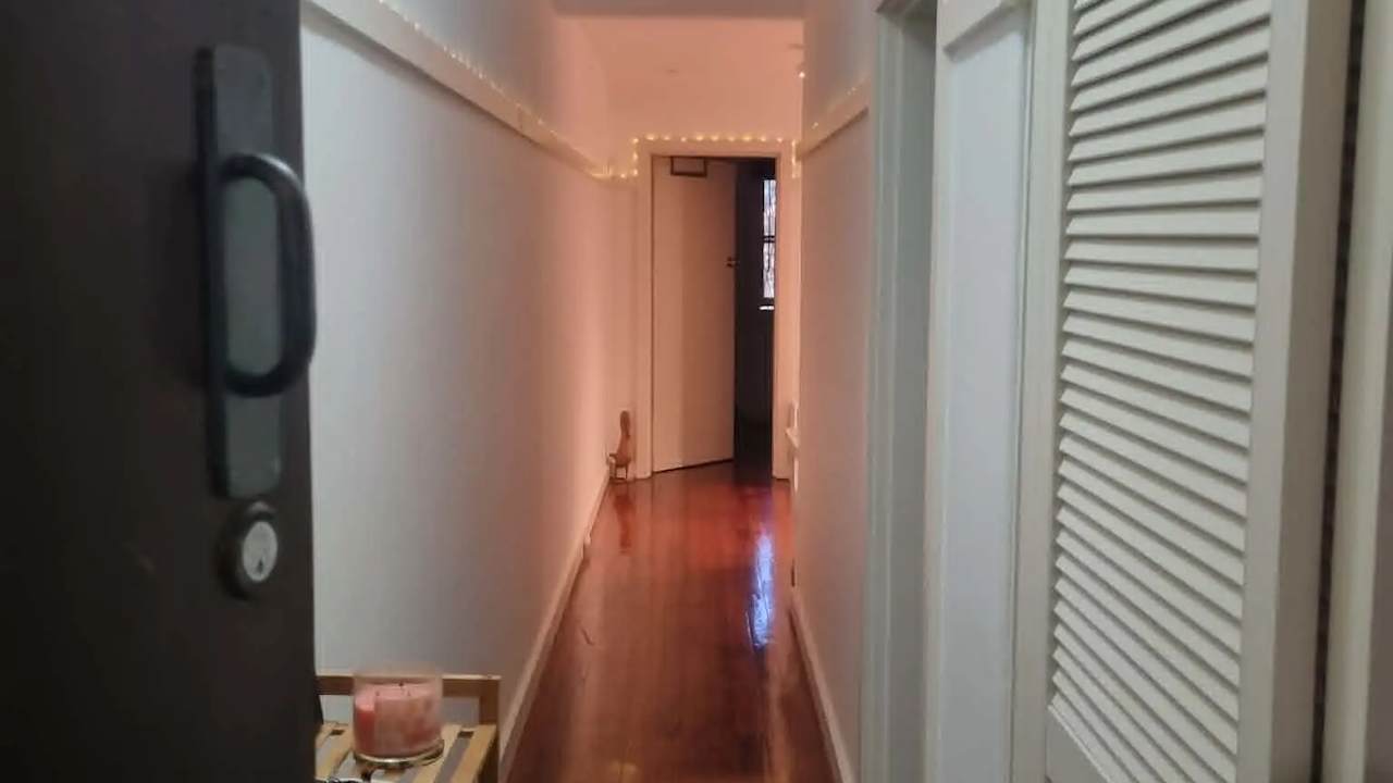 Unfurnished room in a flatshare