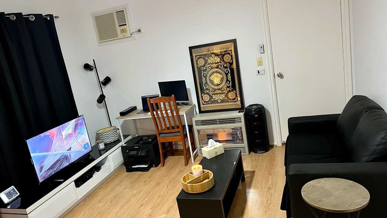 Whole property with 2 rooms for rent