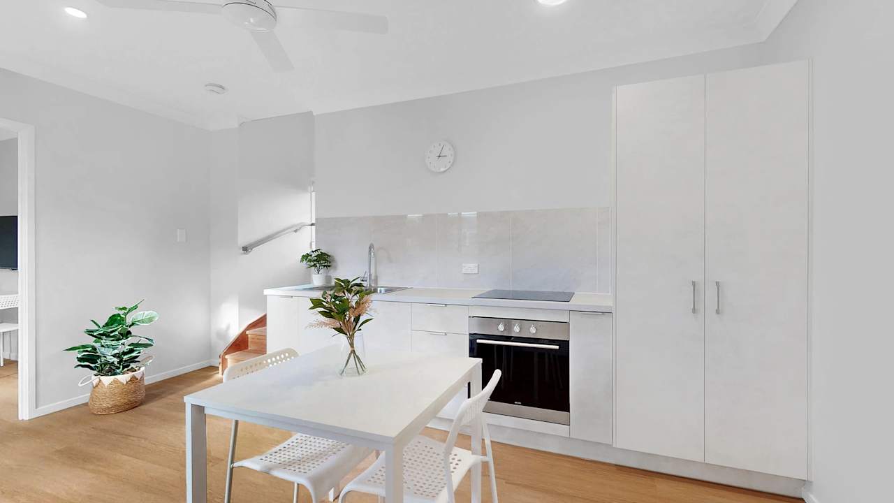 Furnished room studio flat for rent