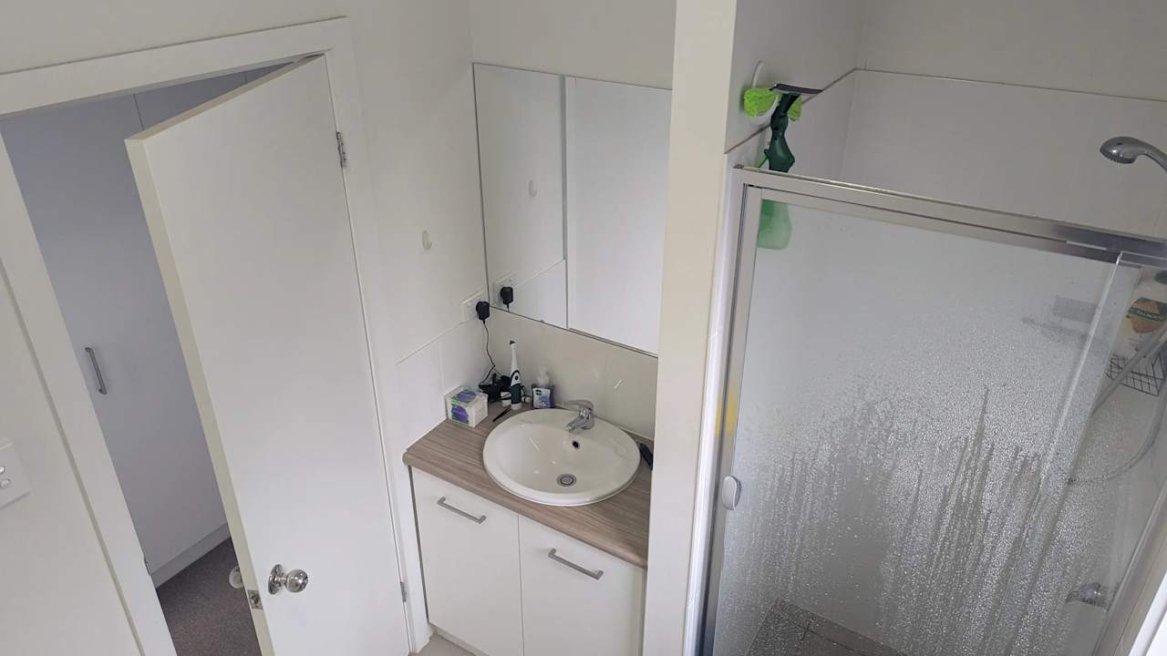Unfurnished room in a flatshare