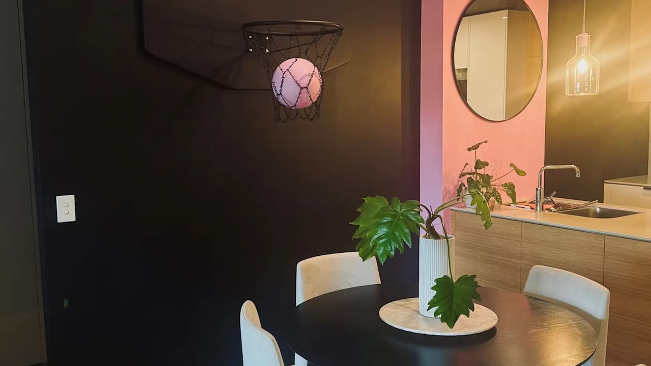 Unfurnished room in a flatshare