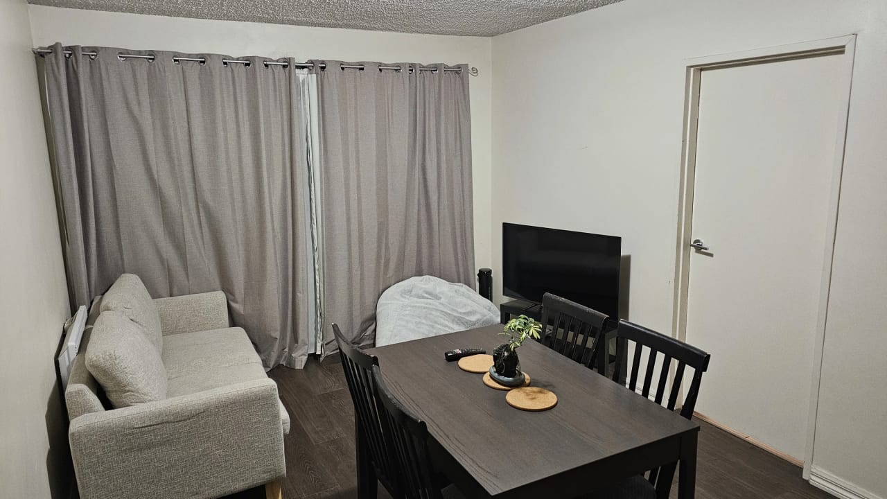 Furnished room in a share house