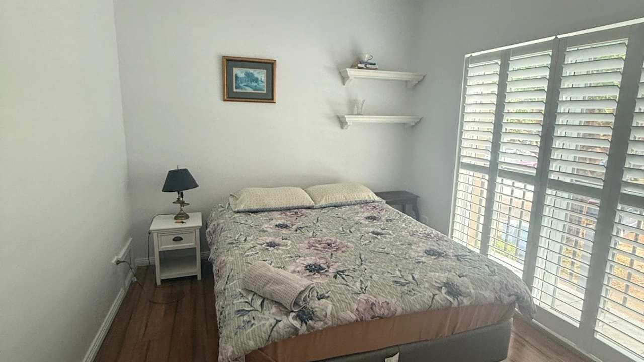 Furnished room with own bathroom