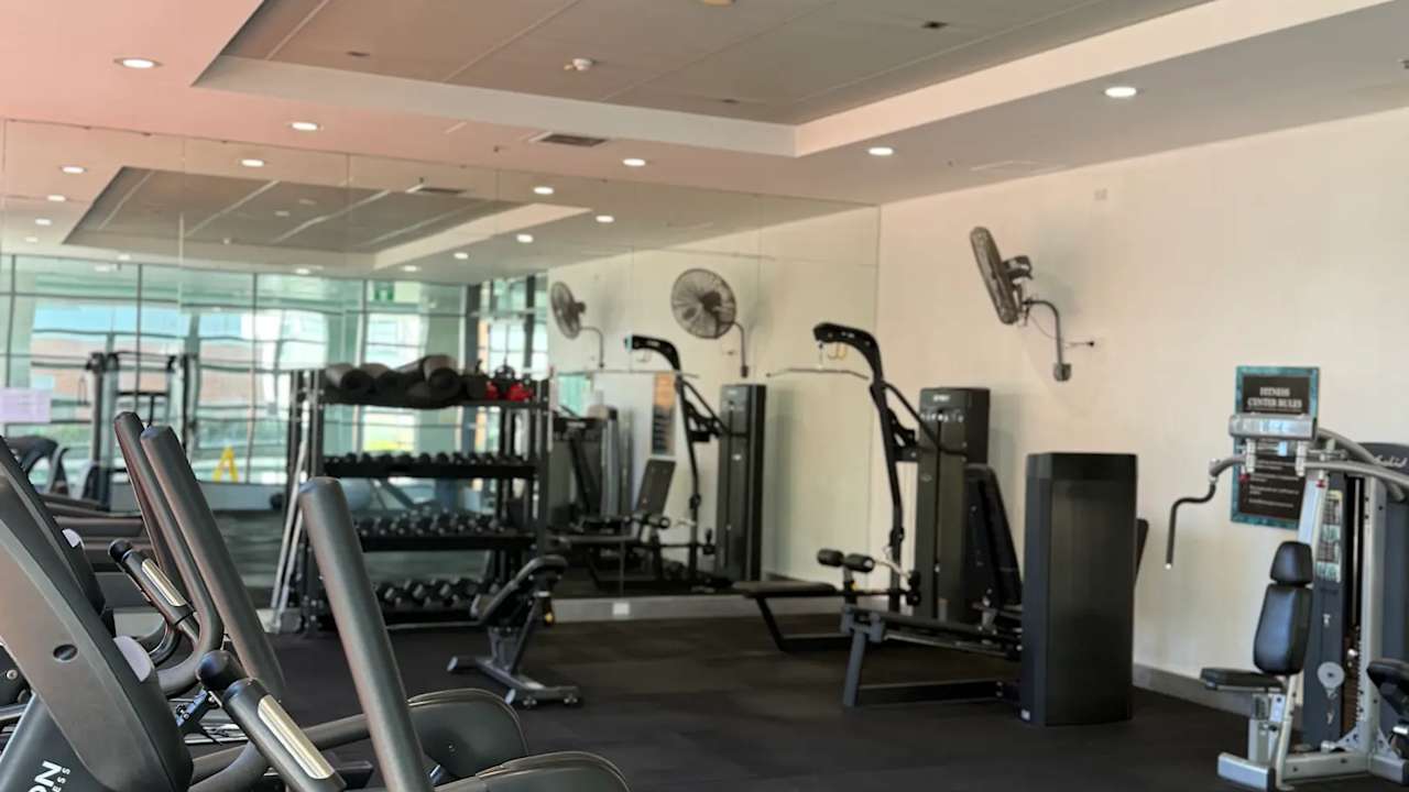 Furnished room with ensuite in a flatshare