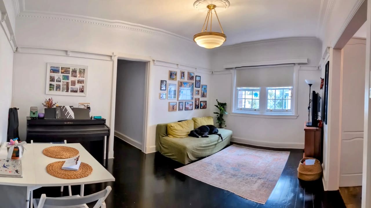 Whole property with 2 rooms for rent