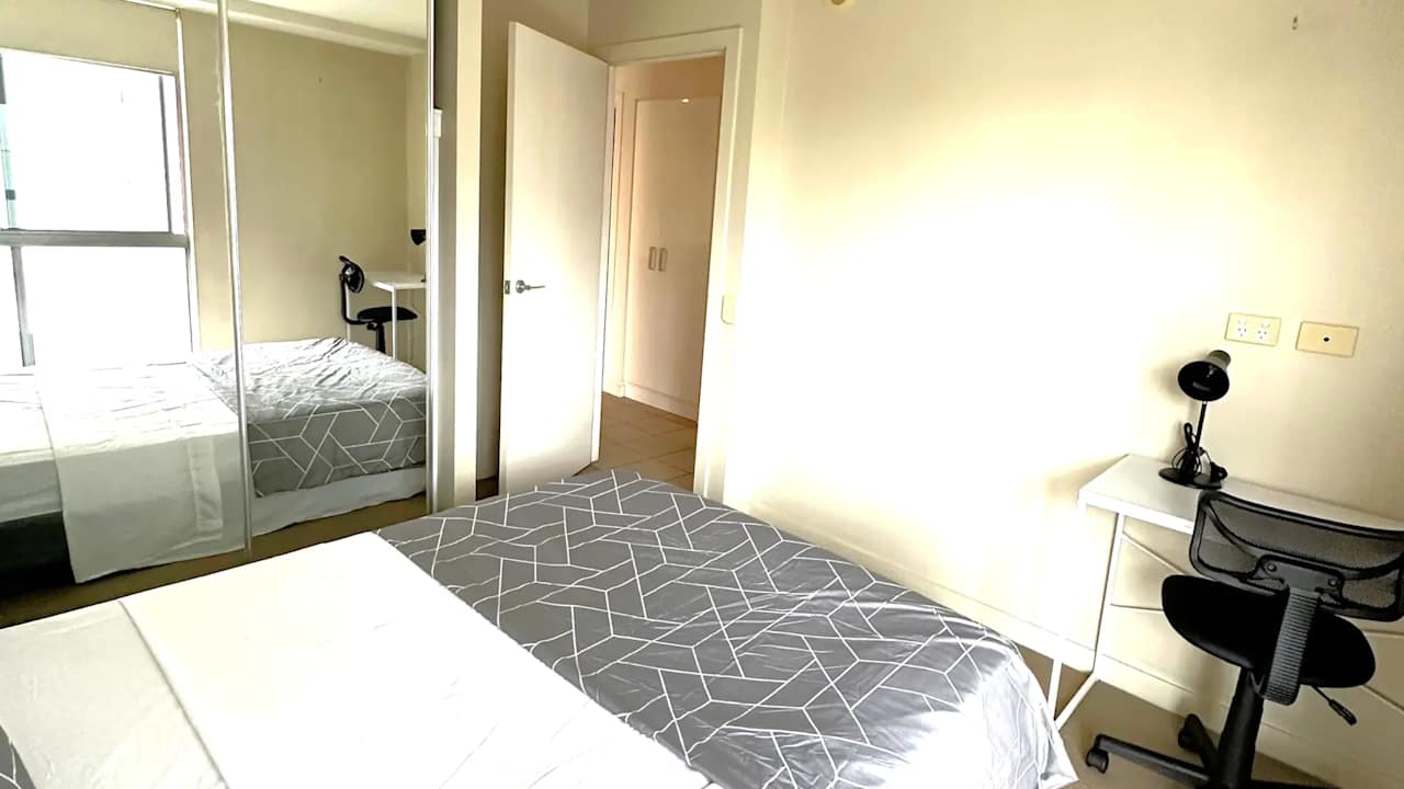 Furnished room in a flatshare