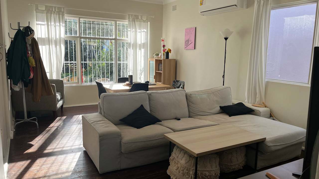 Furnished room in a share house