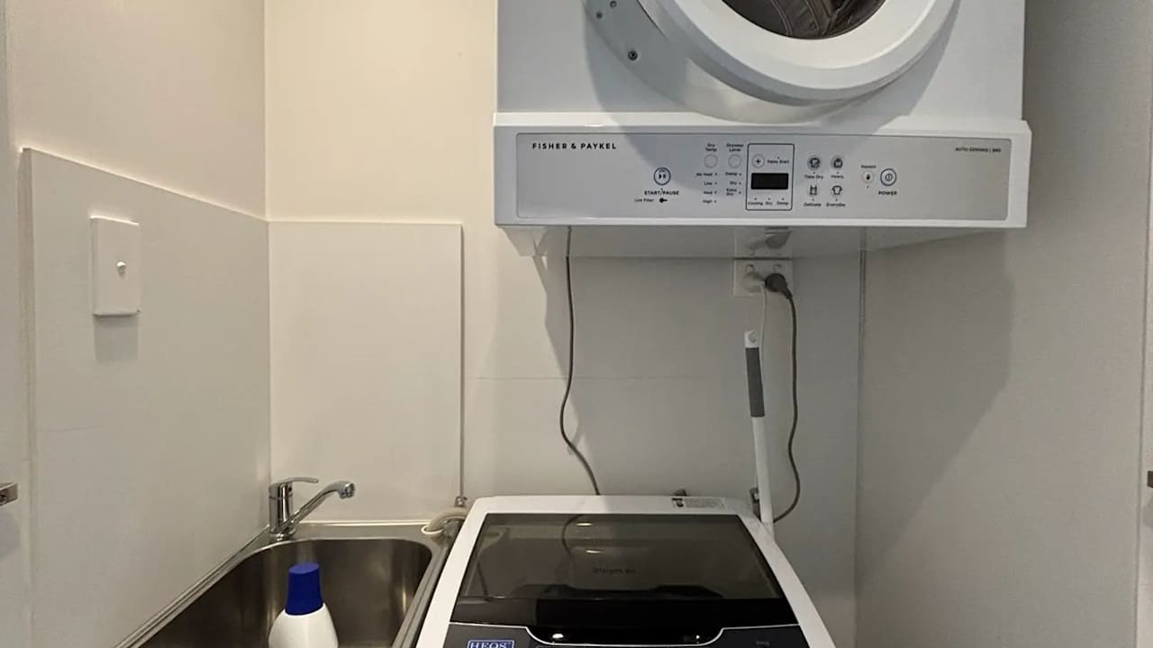 Whole property with 2 rooms for rent