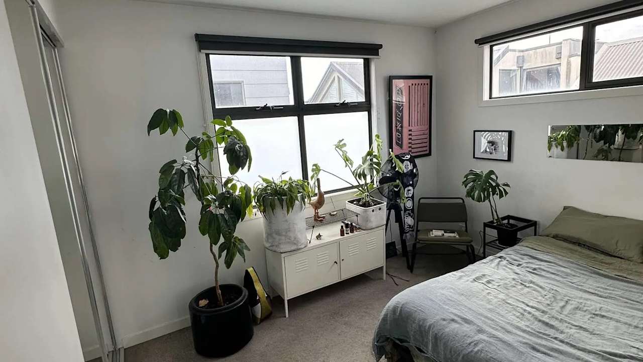 Unfurnished room in a share house