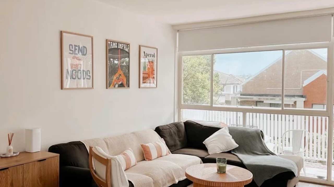 Furnished room in a flatshare