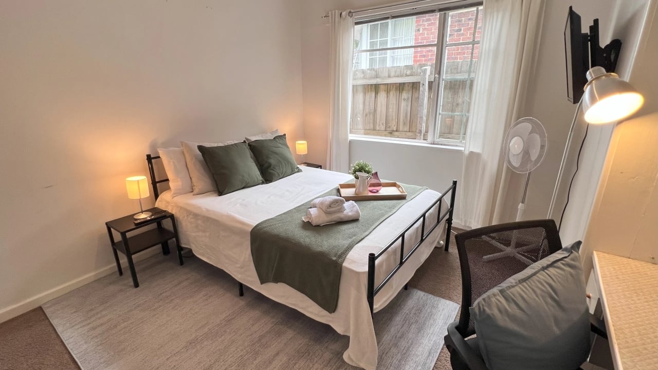 Furnished room in a share house