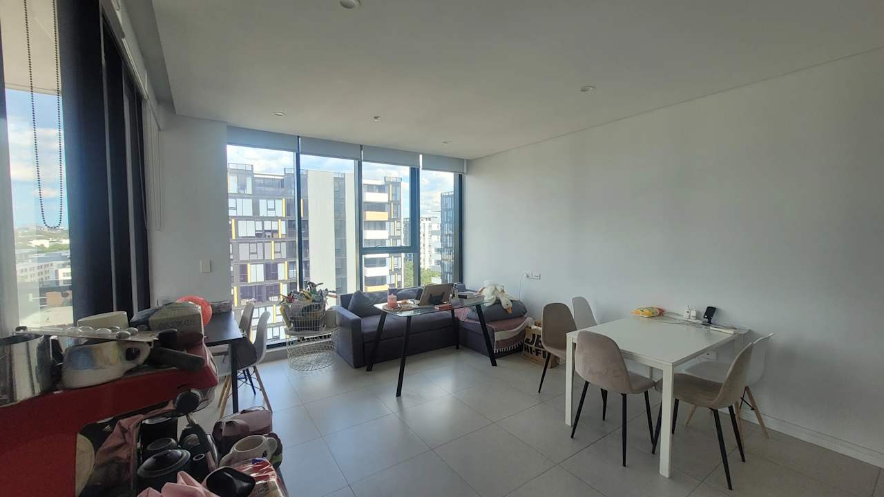 Unfurnished room in a flatshare