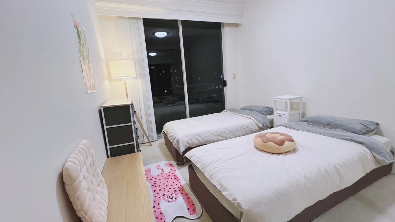 Furnished room in a flatshare