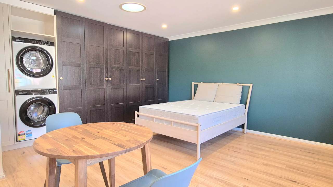 Furnished room studio flat for rent