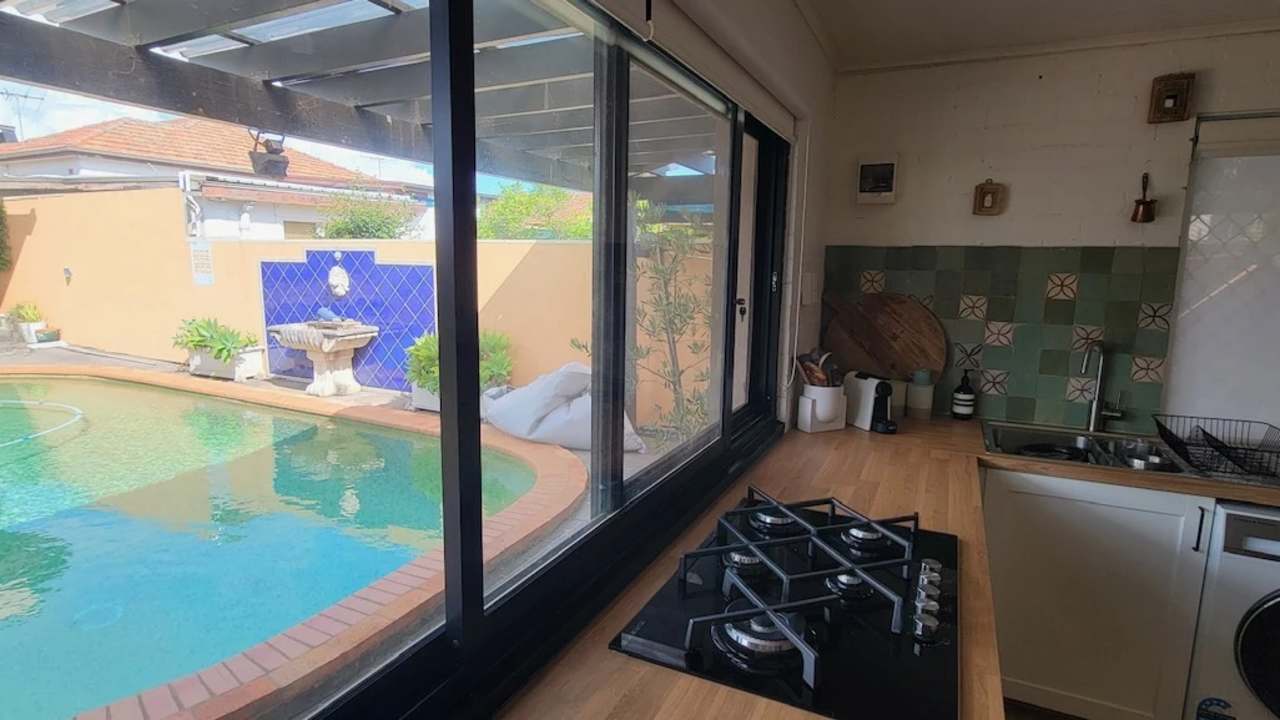 Furnished room granny flat for rent