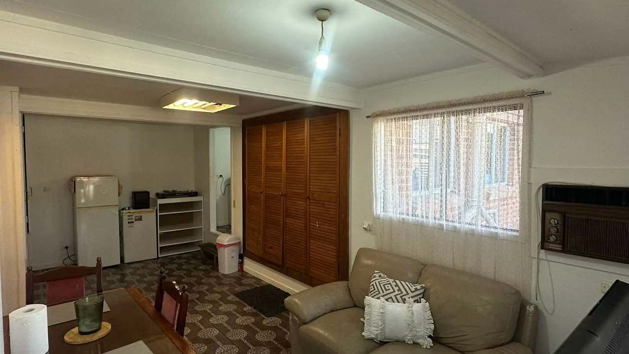 Whole property with 2 rooms for rent