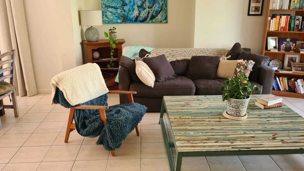 Furnished room in a share house