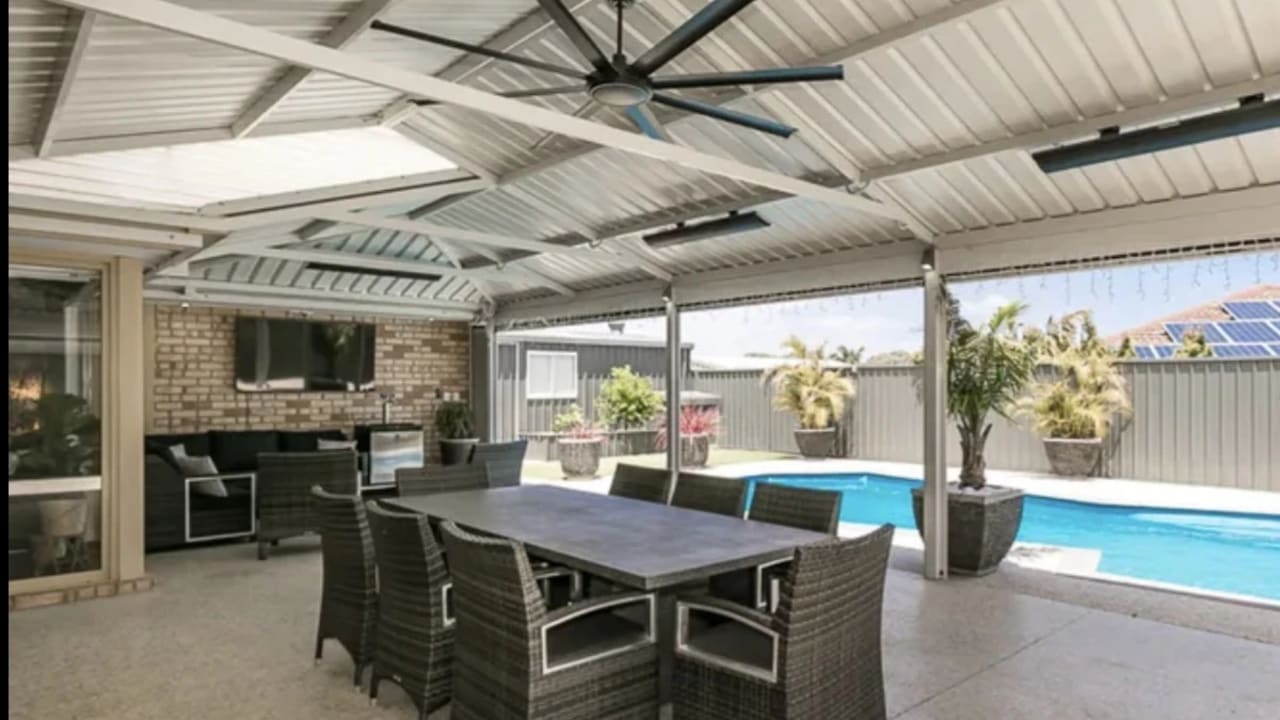Whole property with 4 rooms for rent