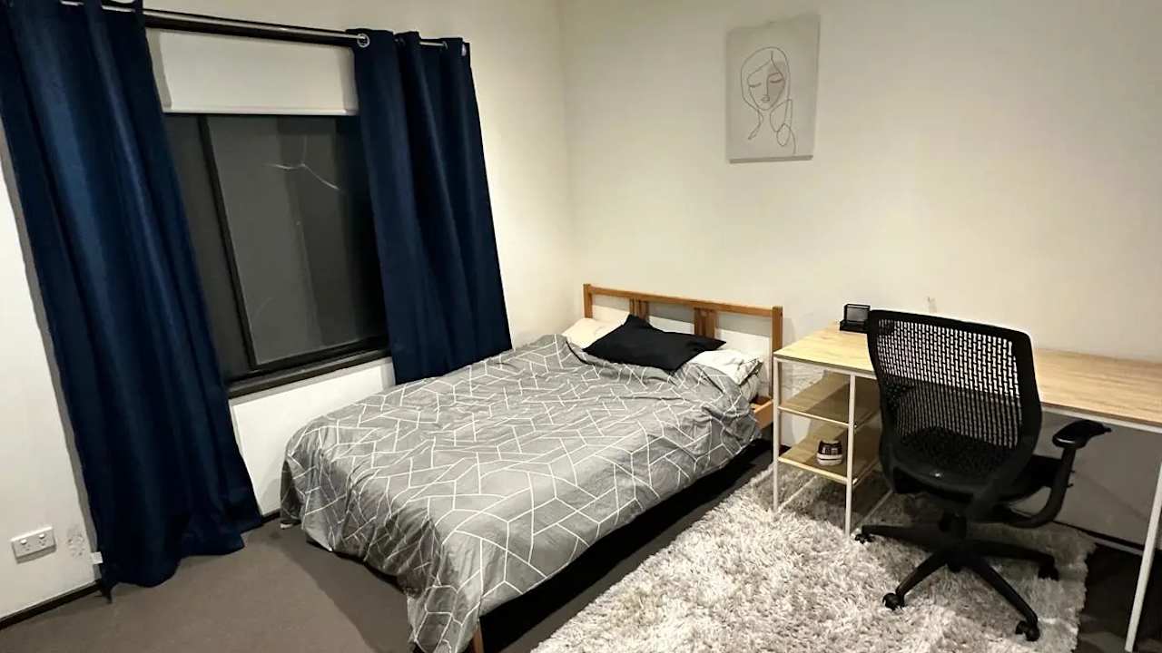 Furnished room in a share house