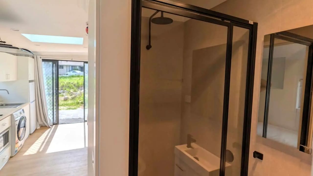 Furnished room studio flat for rent