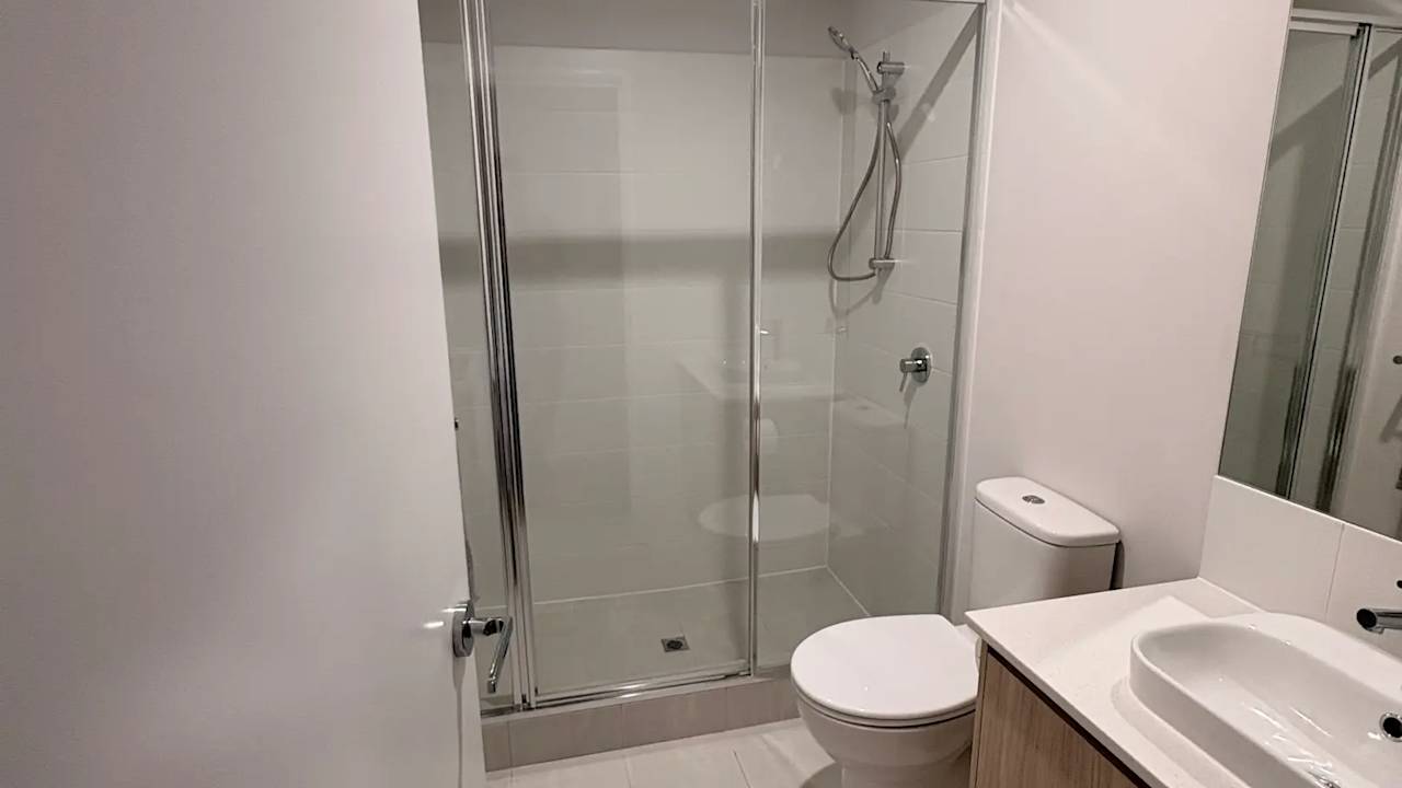 Whole property with 3 rooms for rent