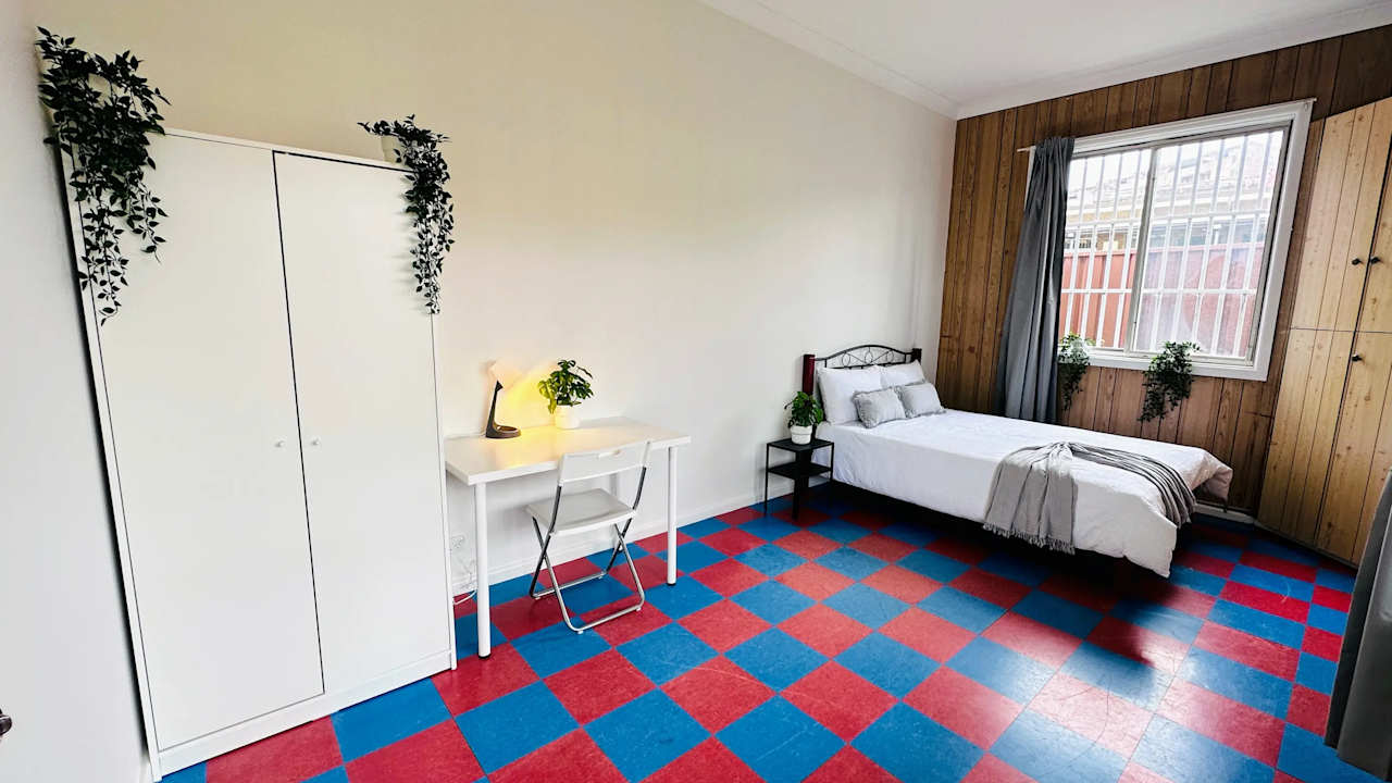 Furnished room in a share house