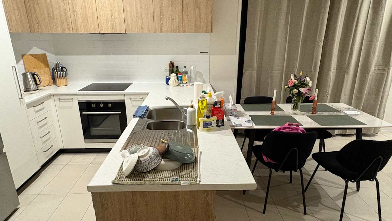 Furnished room in a share house