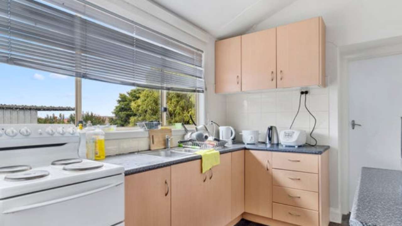 Unfurnished room with own bathroom